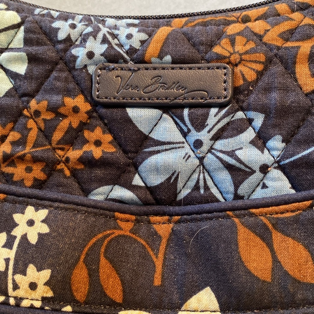 Vera Bradley! Great for summer travel! Beautiful blue bag. EUC